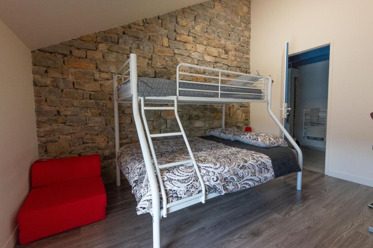 Gite L'Atelier De Tournerie Montigny-sur-l'Ain Dış mekan fotoğraf