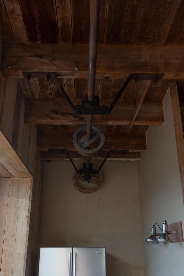 Gite L'Atelier De Tournerie Montigny-sur-l'Ain Dış mekan fotoğraf